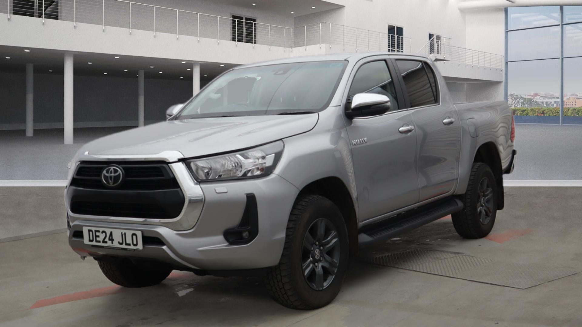 TOYOTA Hilux